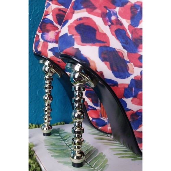 Cape Robbin Metal Heel Blue Pink Print Pointy Toe Ankle Boots Shawna Sz 7.5 - Picture 2 of 6